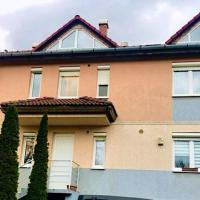 Siófok város újonnan beépült részén 6 +2 fős tetőtéri apartman