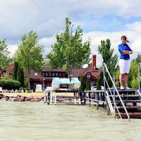 Vízparti szállodánk a Balaton északi partján Hotel Monopoly Balatonalmádiban