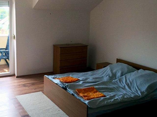 Péter-Fia Apartman Balatonkenese