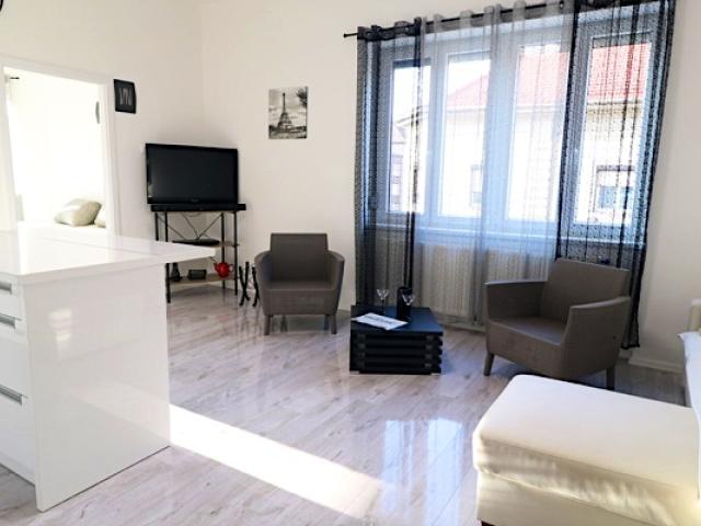 Black or white Apartman Szeged