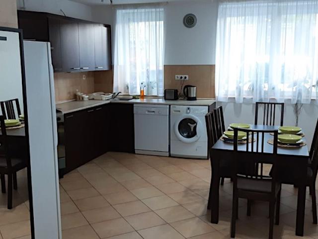 Belváros Közeli Kertkapcsolatos Apartman Debrecen