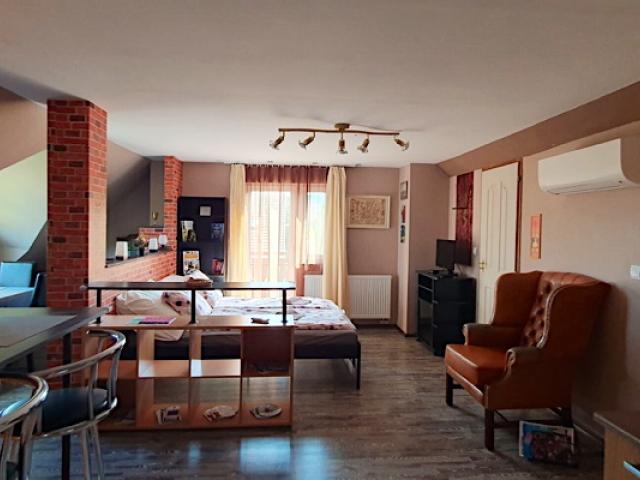 Baker Street Apartman Balatonalmádi