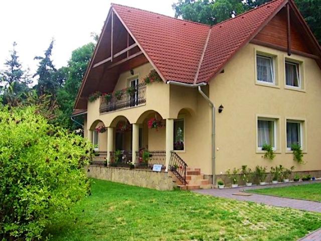 Fanni Apartman Balatonalmádi