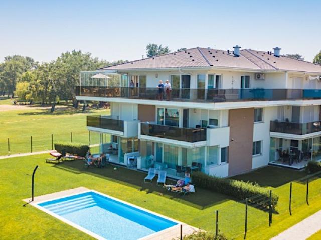 Luxy Beach Apartman Siófok