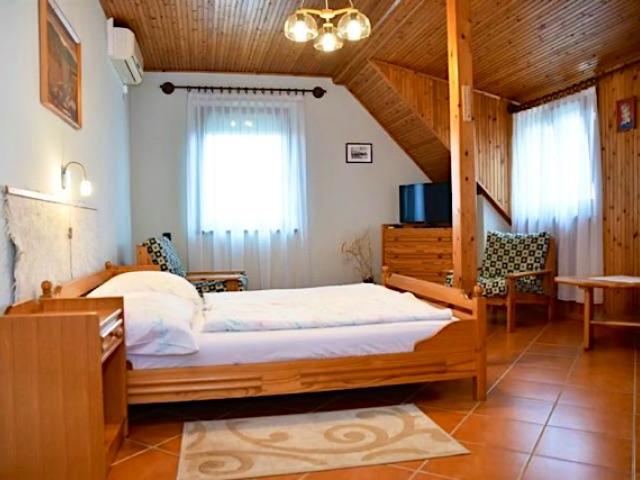 Lívia Apartman Balatonalmádi