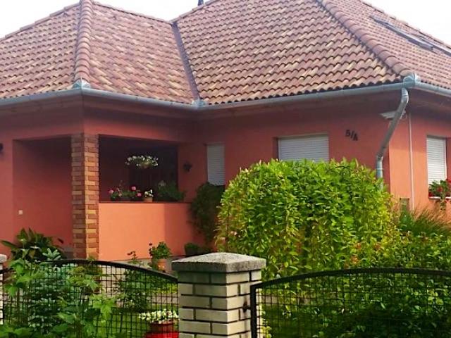 Betti Apartman Balatonberény