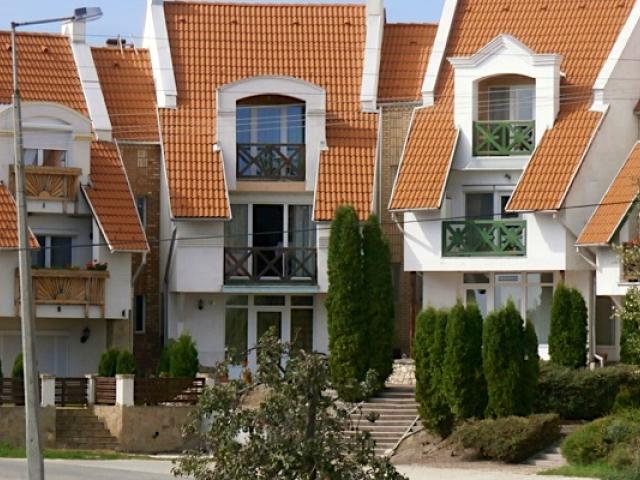 Belfry Apartman Csopak