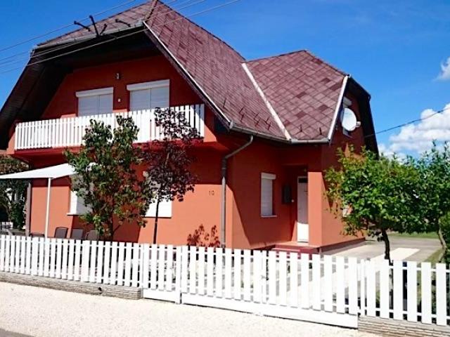 L&F Apartmanok Balatonboglár