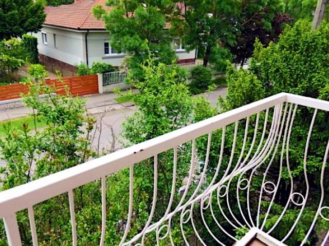 Pávics Apartmanház Balatonboglár