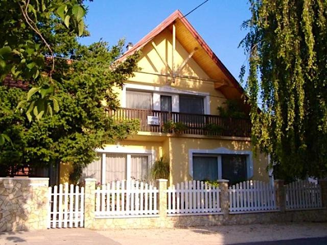 Muszti Apartman Balatonboglár