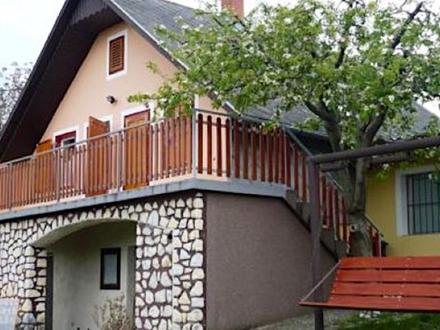 Balaton Hegyvidéki Apartman Balatonederics