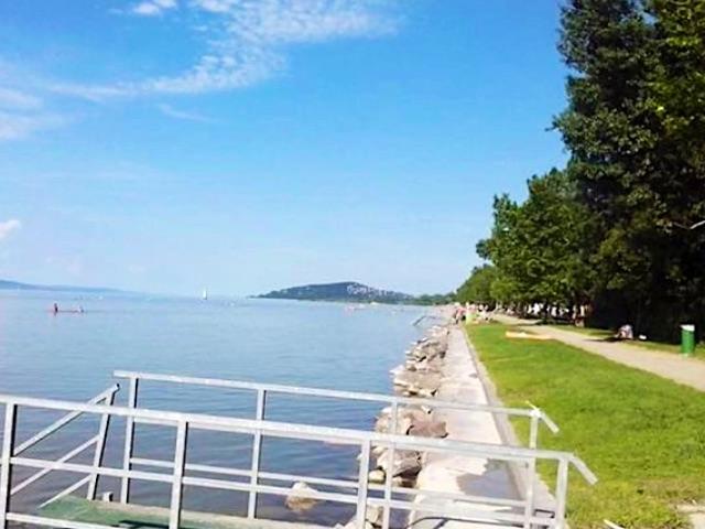 Famvarga Apartmanok Balatonfenyves