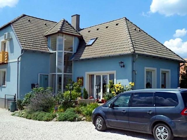 Hullay Apartmanház Balatongyörök