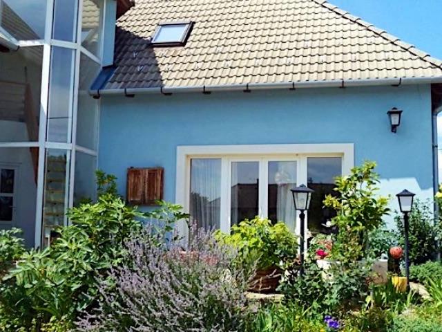 Hullay Apartmanház Balatongyörök