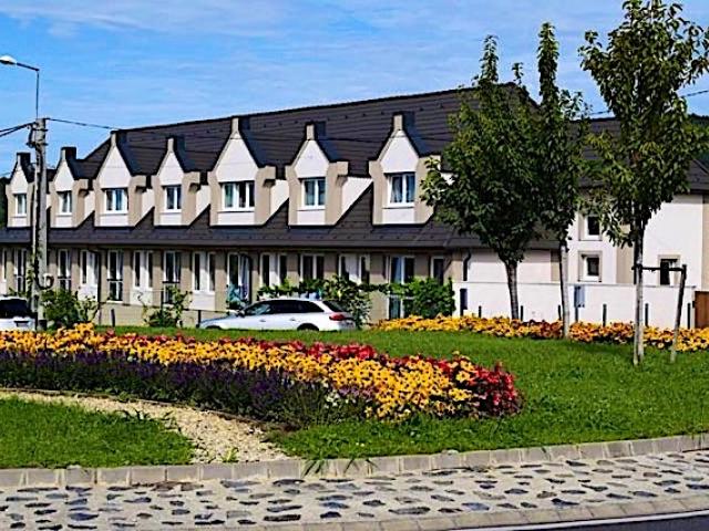 Platán Apartmanház Balatongyörök