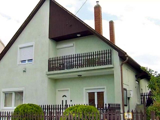 Vali Apartement Balatonkeresztúr