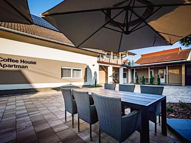 Coffee House Apartman Balatonlelle