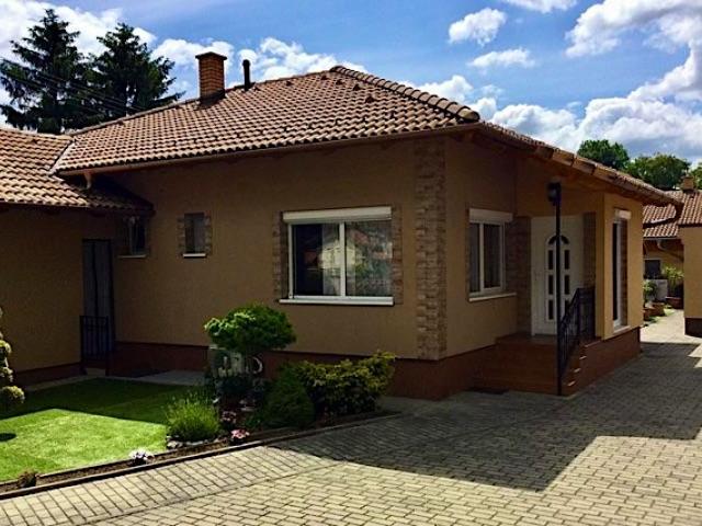 Baky House Balatonlelle