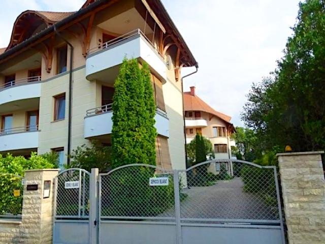 Napsugár 2 Apartman Balatonlelle