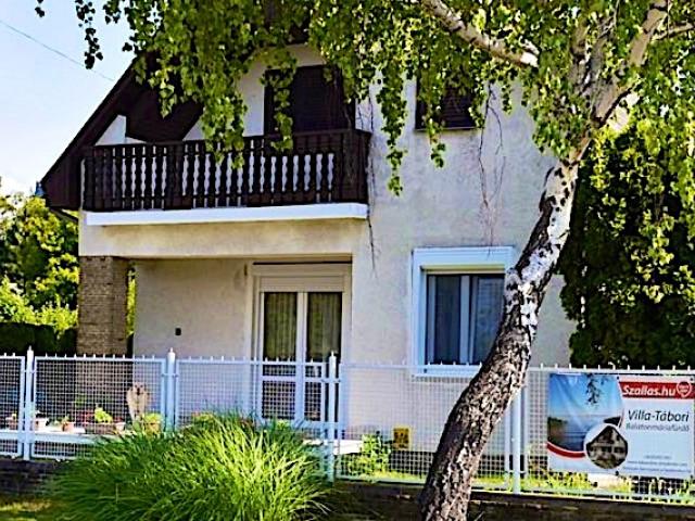 Villa-Tábori Balatonmáriafürdő