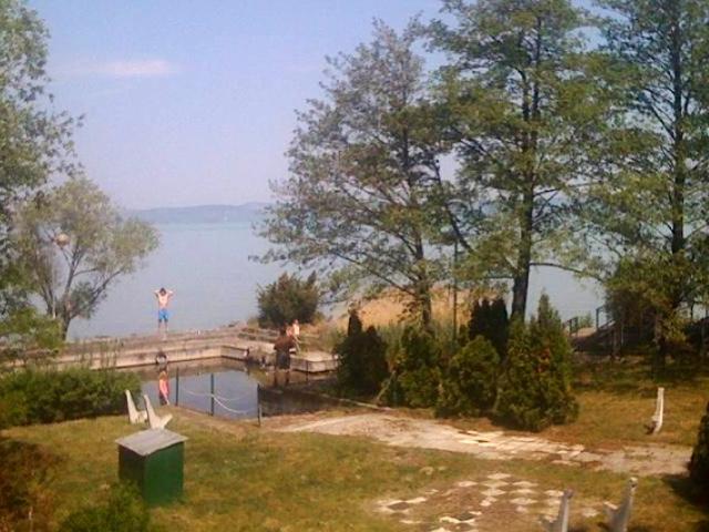 Lidó Társasüdülő Balatonlelle a Balatontól 50 m-re