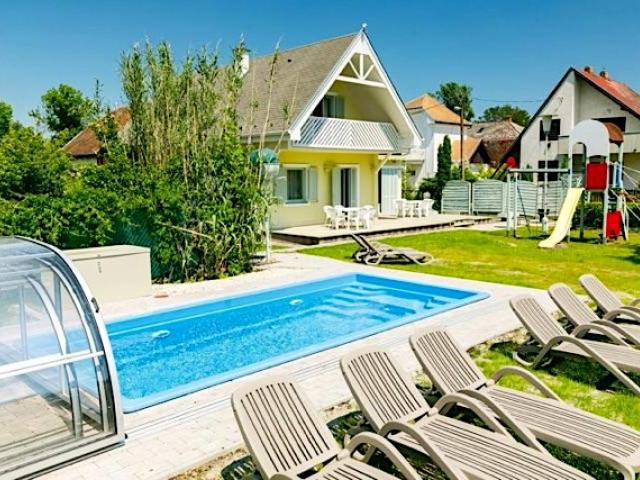 Hervai Villa Balatonmáriafürdő