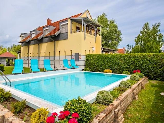 Familia 2 Apartman Balatonmáriafürdő