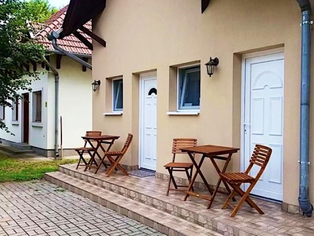 Pusztai Apartmanok Balatonszemes