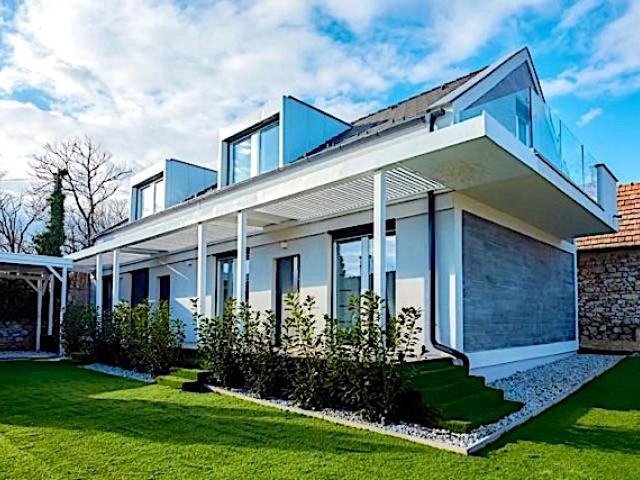 A9 Luxury Villa Balatonudvari