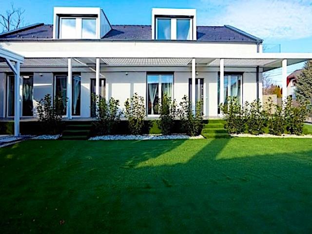 A9 Luxury Villa Balatonudvari