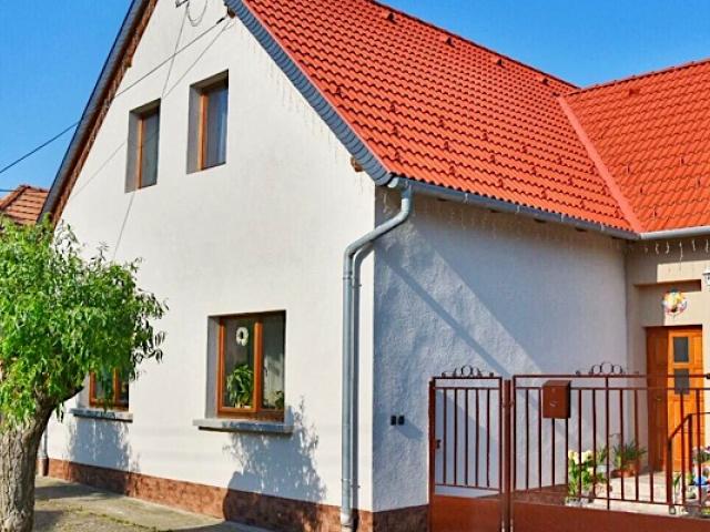 Gyarmati Apartman Örvényes