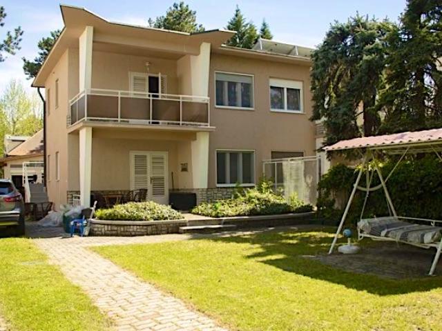 Flóra Aranypart Apartman Siófok