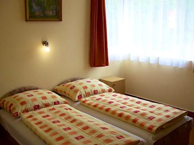 Damjanich Apartmanház Siófok