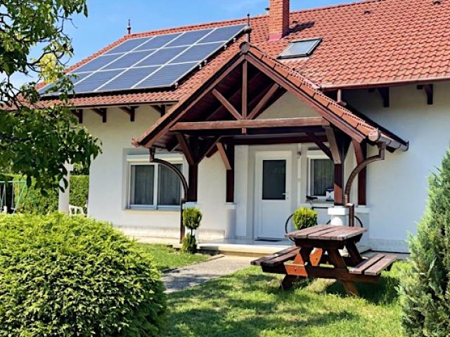 Frankie Holiday Apartmanok Balatongyörök