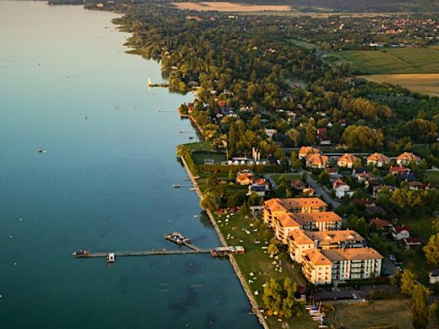 Fiatalos Apartman Balatonőszöd