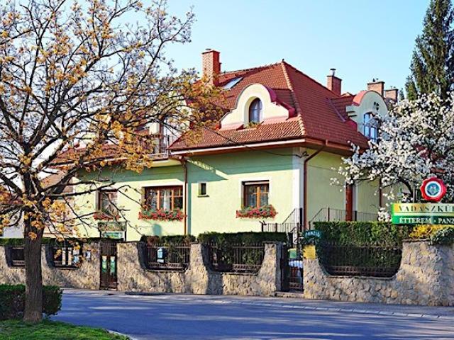 Vadászkürt Panzió Sopron