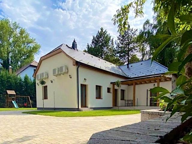 Karinthy Villa Siófok