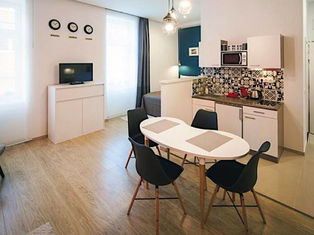 Studio 16 Apartman Sopron