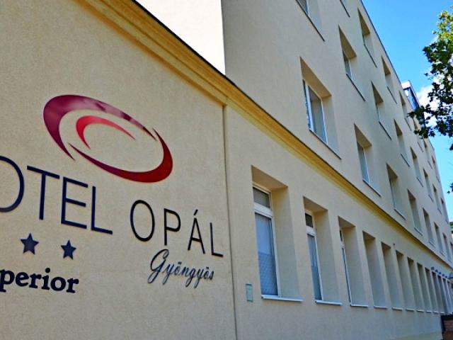 Hotel Opál Gyöngyös