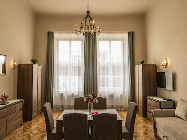 Suzy Apartman Eger