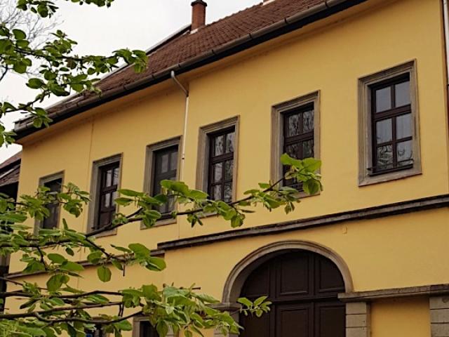 Cozy Loft Apartman Eger