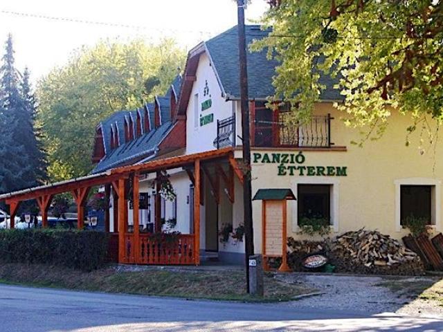 Gasthaus Panzió & Étterem Szilvásvárad