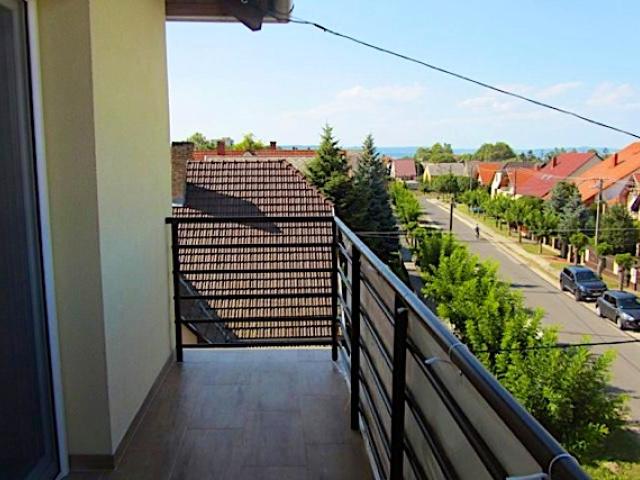 Luxury Home Frici Apartman Balatonlelle