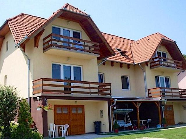 Lala Apartmanok Balatonboglár