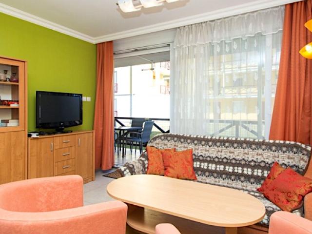 Kertkapcsolatos Apartman Balatonőszöd