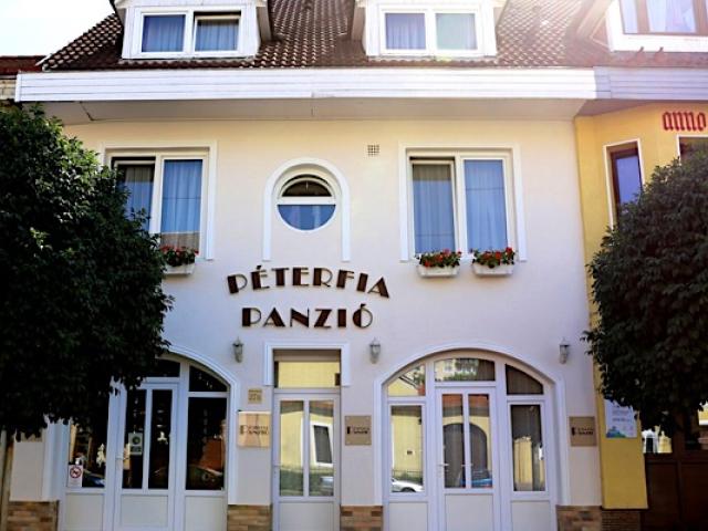 Péterfia Panzió Debrecen