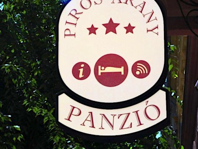 Piros Arany Panzió Kalocsa