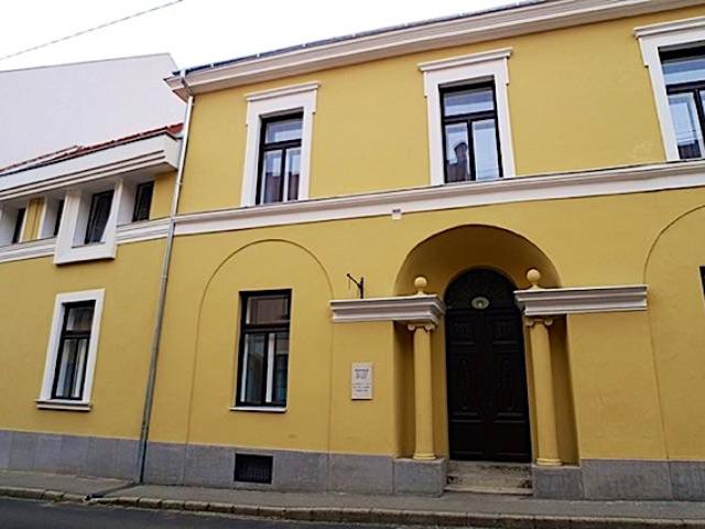 Piacsek Apartmanház Pécs