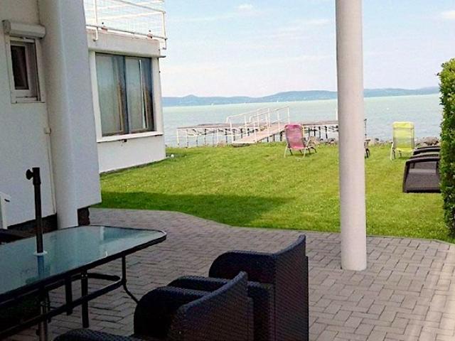 Vízparti Apartman Balatonboglár