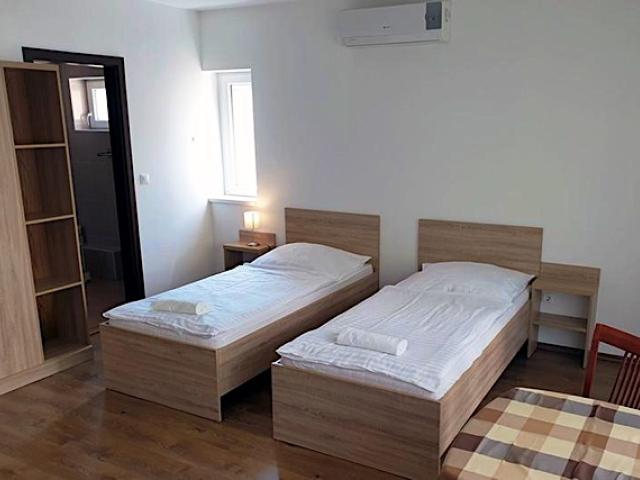 Ádám Apartmanház Siófok